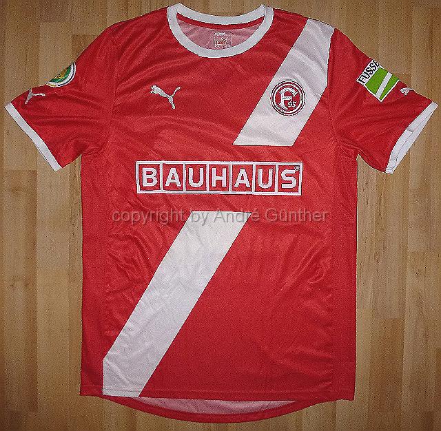 P1020174.JPG - 2011-12 Bauhaus #30 Rösler DFB Pokal Trikot Matchworn aus dem Spiel gegen 1860 München