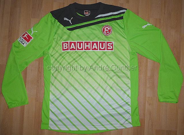 P1040049.JPG - 2011-12 bauhaus  #1 Almer matchworn