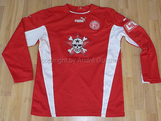 P1080733.JPG - 2005-06 DTH #14 rot Langarm Matchworn