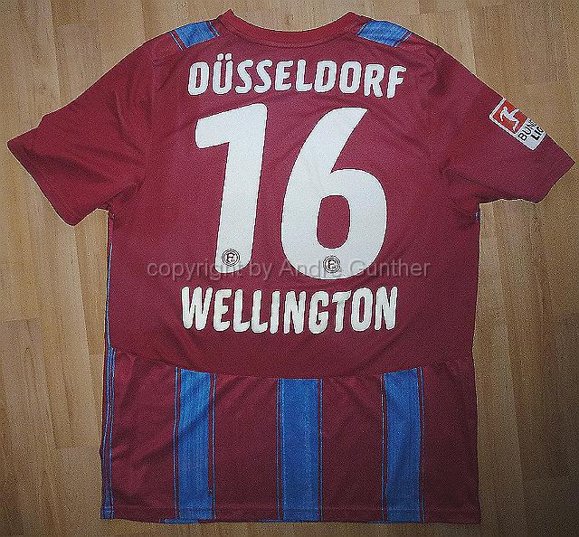 P1140475.JPG - 2010-11 SK #16  Wellington Kurzarm  Matchworn