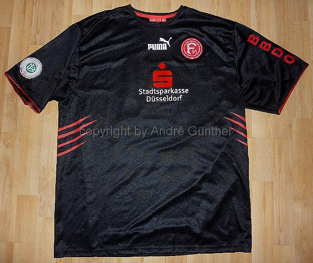 P1150733.JPG - 2005-2006 #11 Denis Wolf matchworn BBDO